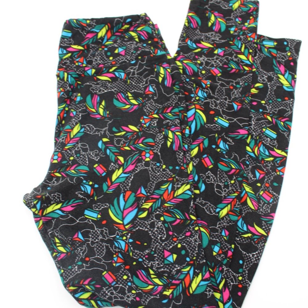 LuLaRoe Leggings One Size OS Buttery Soft & Comfy EUC Black W/ Colorful Feathers